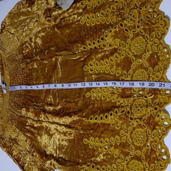 NWT JOHN MARK MARIGOLD GOLD VELVET TOP SZ L - Picture 11 of 11